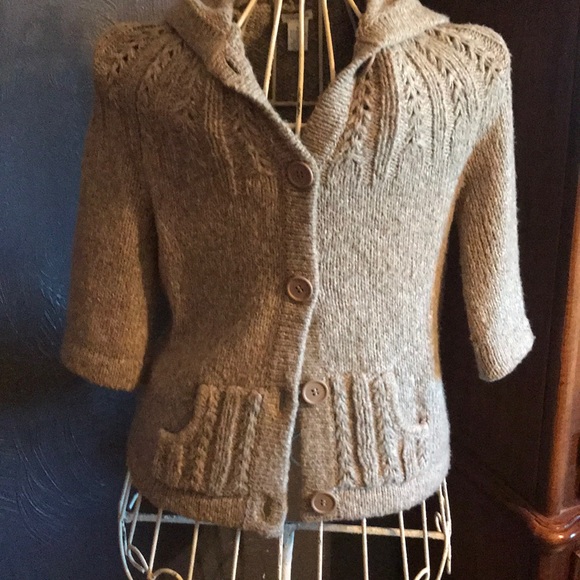 Sweater - Picture 3 of 6